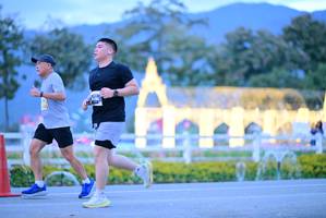 BIB: 
                            <button type="button" onclick="openModal(27827409)" class="btn btn-primary btn-sm float-right btn-popup" data-toggle="modal" data-target=".modal-high-quality">
                        <i class="fas fa-shopping-cart"></i> Add to Cart
                    </button>
                                            <button type="button" onclick="isThisMe(27827409, true)" class="btn btn-success btn-sm float-right btn-popup btn-isme hidden" data-toggle="tooltip" data-placement="bottom" title="นี่คือรูปของคุณใช่ไหม คลิกที่นี่เพื่อเอาเข้าอัลบั้ม">
                        <i class="fas fa-plus"></i> Add to album
                    </button>
                    <button type="button" onclick="isThisMe(27827409, false)" class="btn btn-warning btn-sm float-right btn-popup btn-isnotme hidden">
                        <i class="fas fa-ban"></i> Remove from album
                    </button>